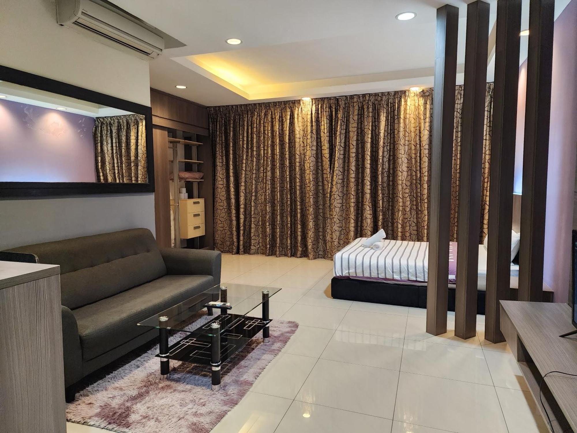 Regalia Comfort Klcc Skypool Kuala Lumpur