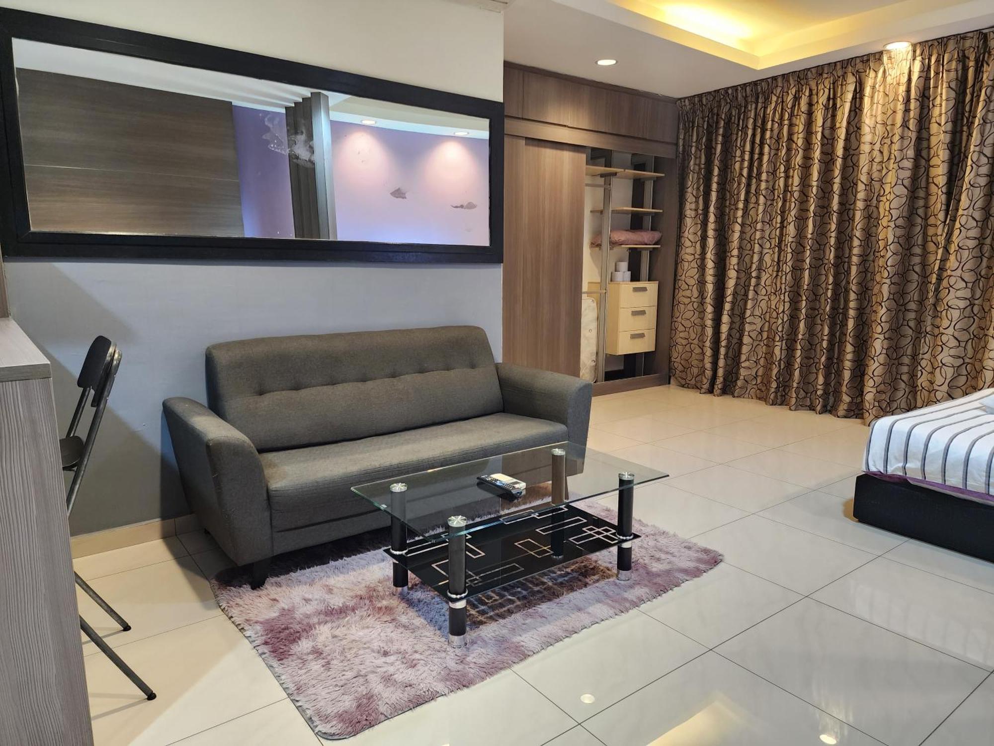 Regalia Comfort Klcc Skypool Pangsapuri Kuala Lumpur